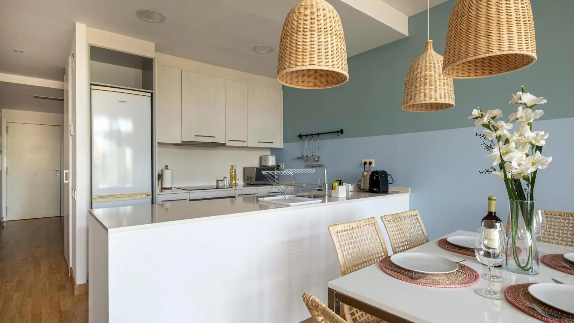 Duplex Fira Bcn And 15' From Bcn City Center With Pool Barcelona