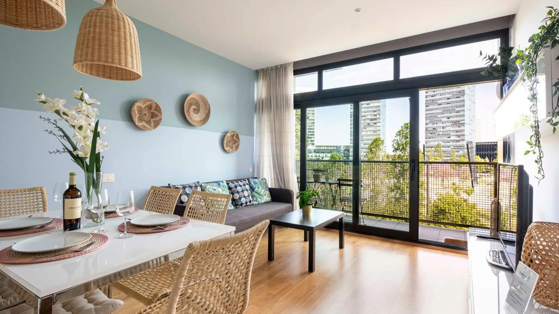 Duplex Fira Bcn And 15' From Bcn City Center With Pool Barcelona