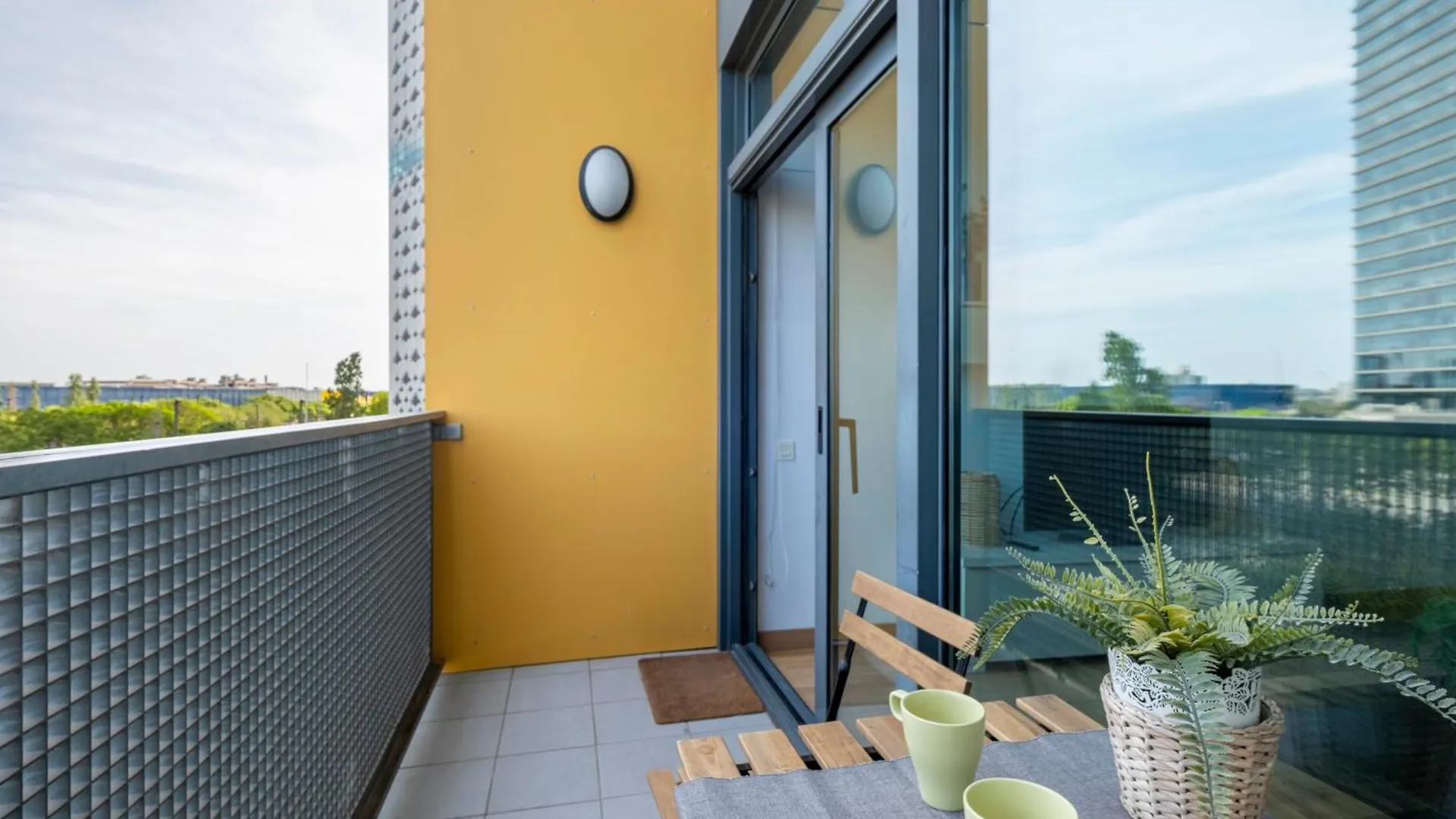 Lejlighed Duplex Fira Bcn And 15' From Bcn City Center With Pool Barcelona