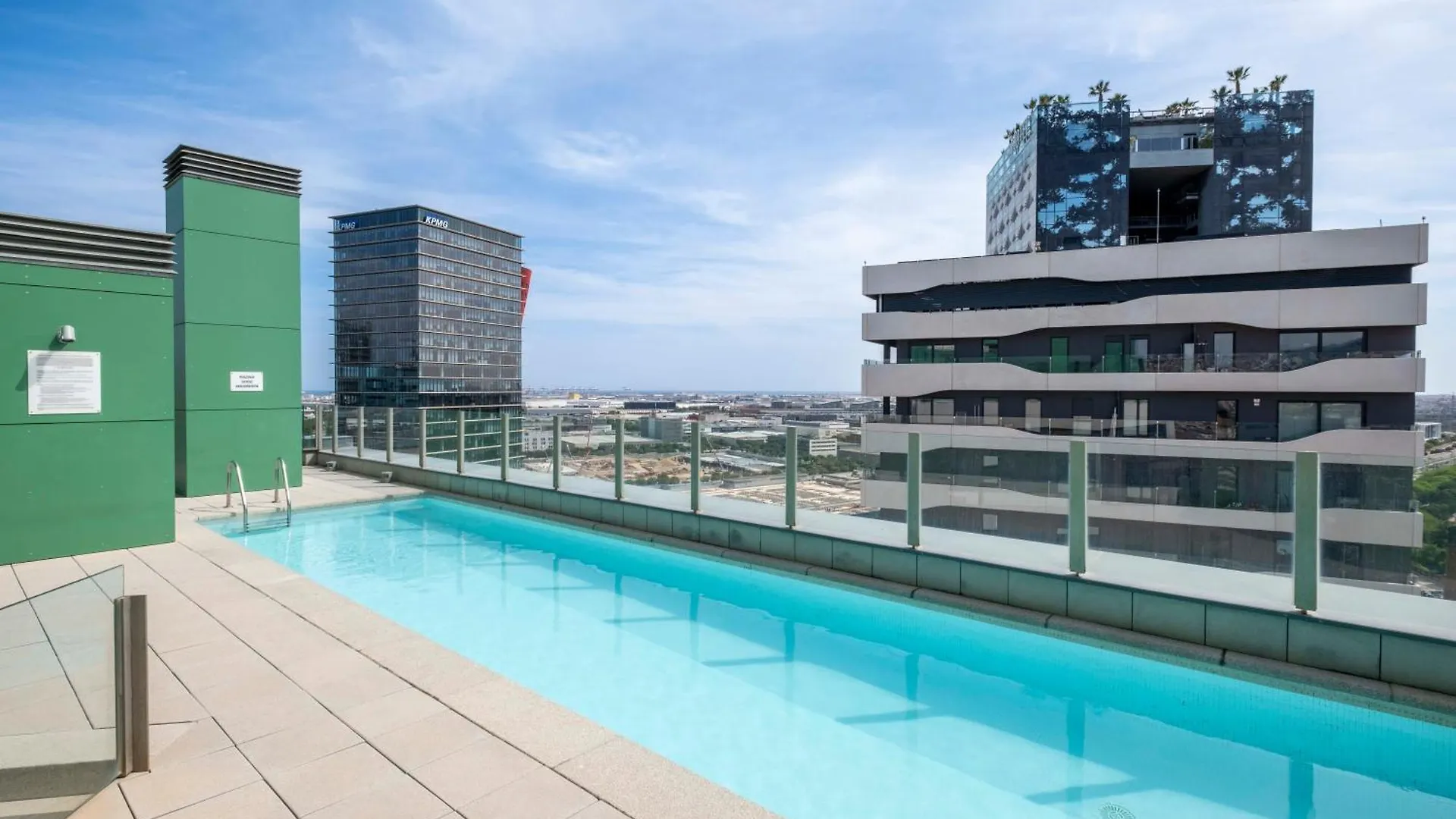 Duplex Fira Bcn And 15' From Bcn City Center With Pool Barcelona Apartment