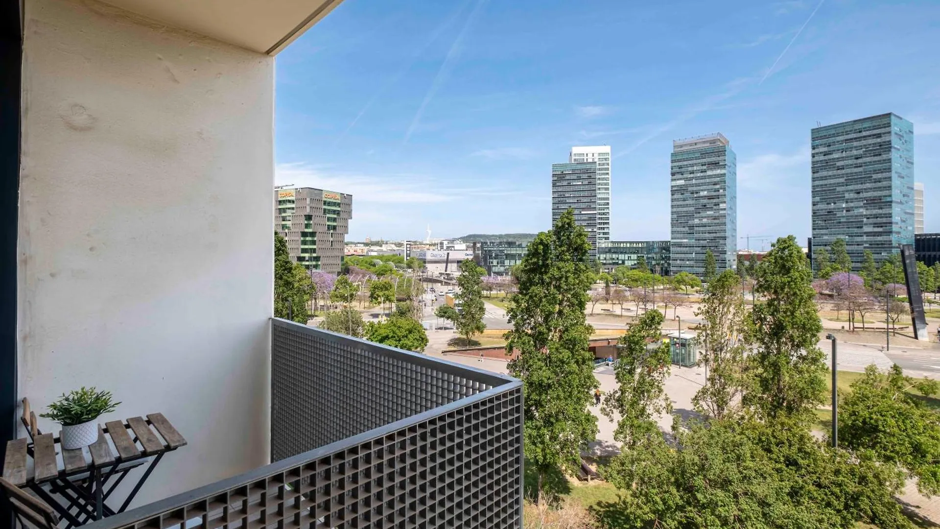 Duplex Fira Bcn And 15' From Bcn City Center With Pool Barcelona 0*,  Spanien